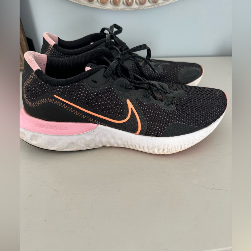 Nike Renew size 11 black, pink and orange